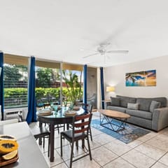 Beachside Kihei Stay | Pool + Walk to Dining
