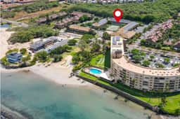 Walk to Beach! Pool, Hot Tub + AC Studio