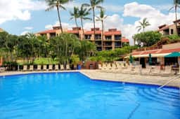 Walk to Beach | Pools, Pickleball, Kihei