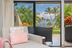 First Floor Unit w Ocean Views.Walk to Beach!