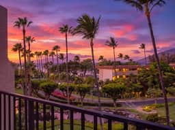 Walk to Beach! Pool, Gym, Pickleball & More - Image 2