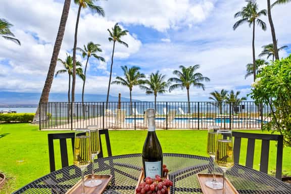Maui Oceanfront Condo Steps to the Sea - Image 1