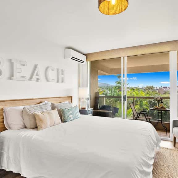 Walk to 3 Beaches | Top-Floor Maui Studio - Image 1