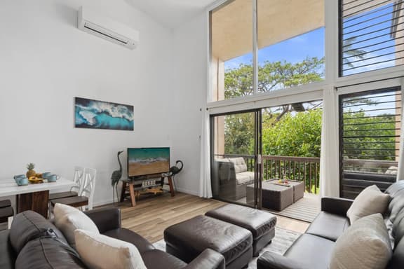 Walk to Beach | 2 King Beds + Pool & AC